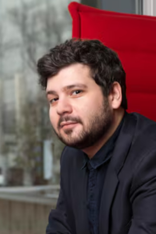 Dr. Omar Kholeif