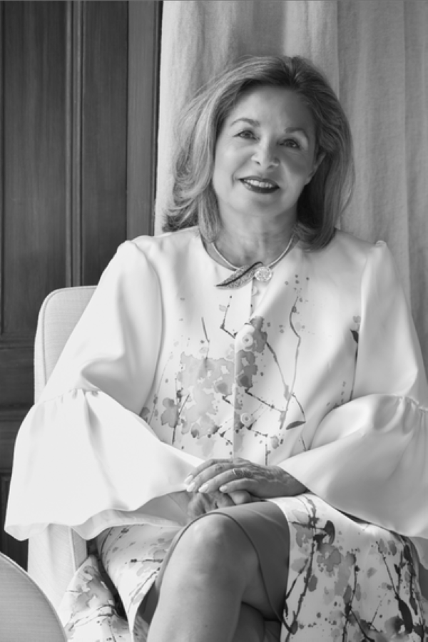 Roxane Zand 