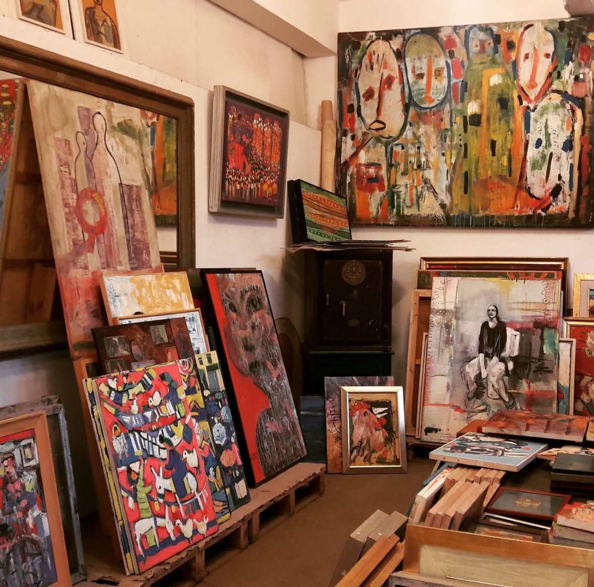 gallery